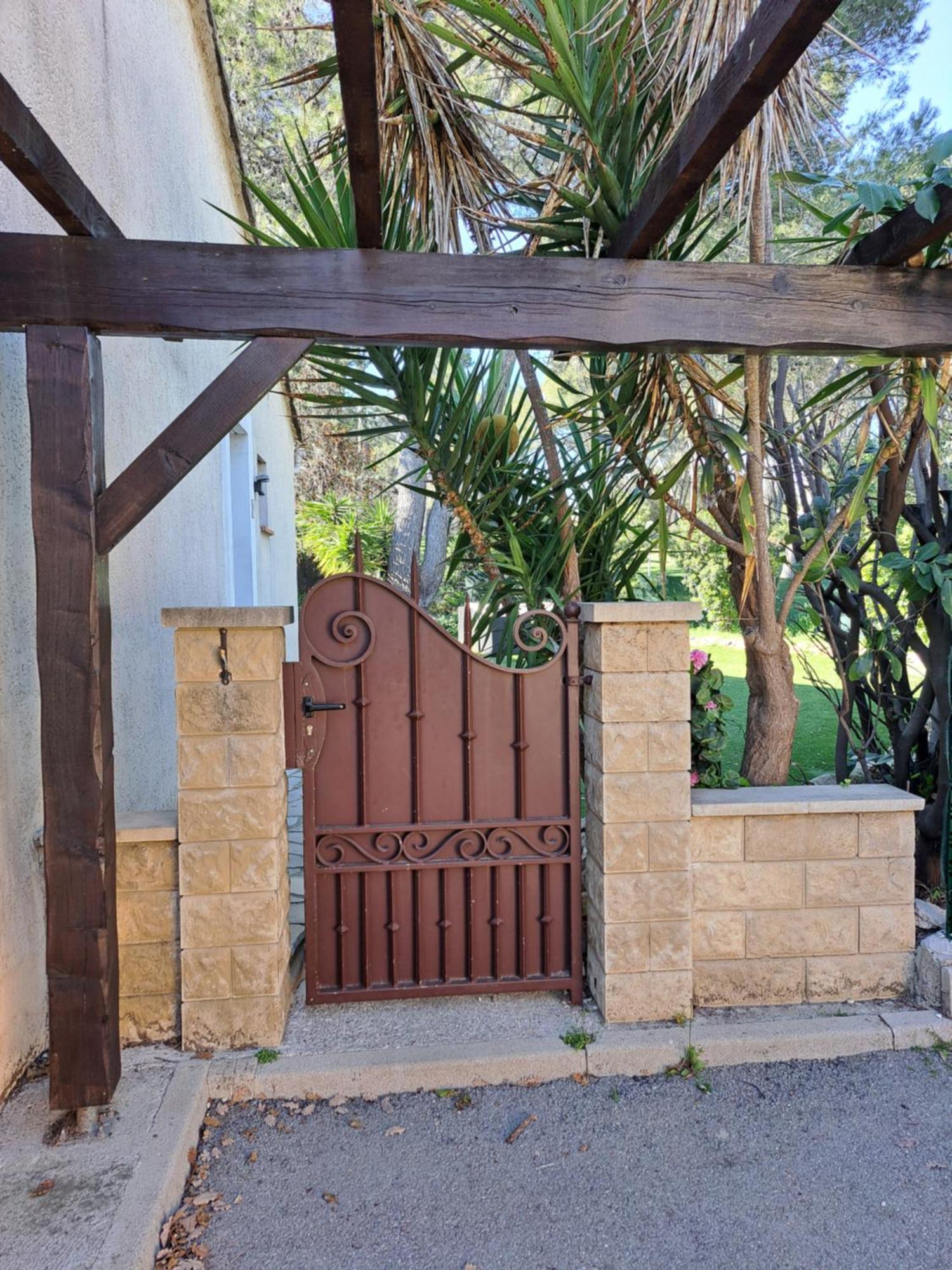 Maisonnette Au Milieu Des Pins Mougins Kültér fotó