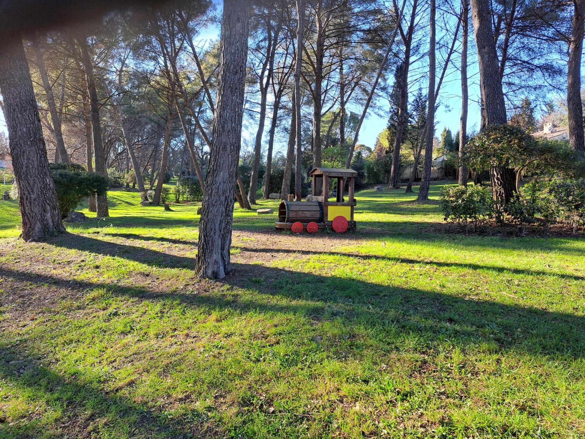 Maisonnette Au Milieu Des Pins Mougins Kültér fotó